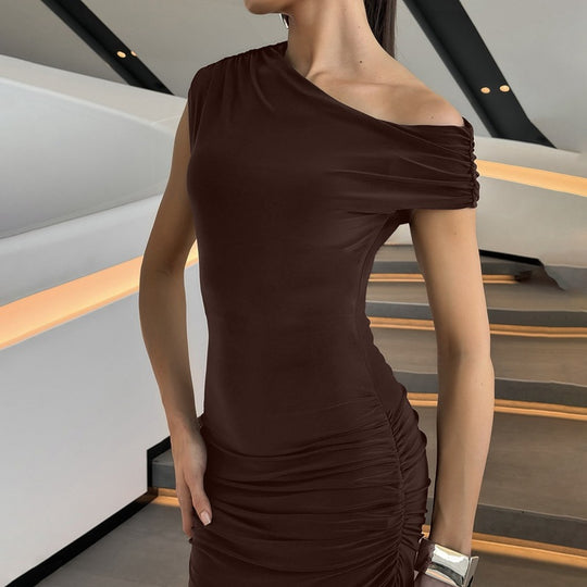 Damen Elegantes Maxikleid mit asymmetrischem Ausschnitt und Raffungen EB