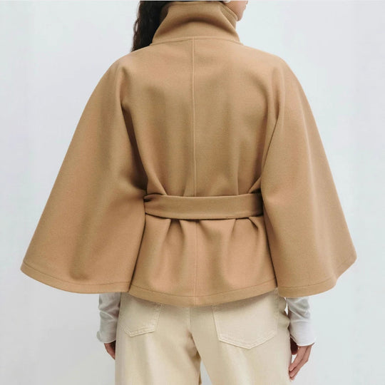 Damen nan weite Cape-Jacke mit Stehkragen, verdeckter Knopfleiste und Bindegürtel EB