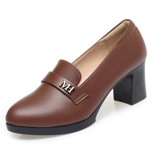 Damen elegante Pumps mit modischem Schmuckdetail und komfortablem Blockabsatz EB