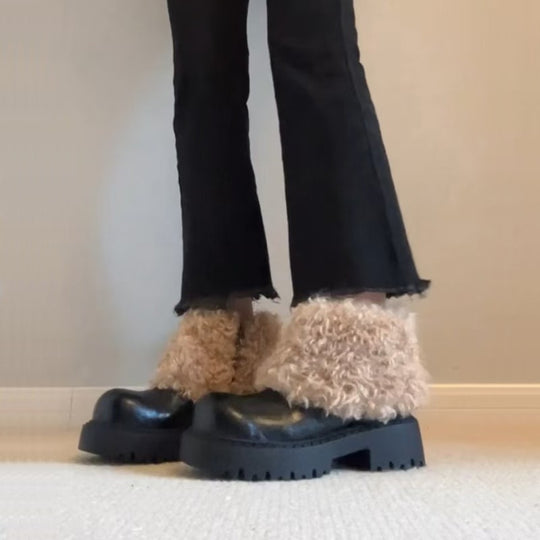 Damen modische Plateau-Stiefel mit flauschigem Schafteil und robuster Sohle EB