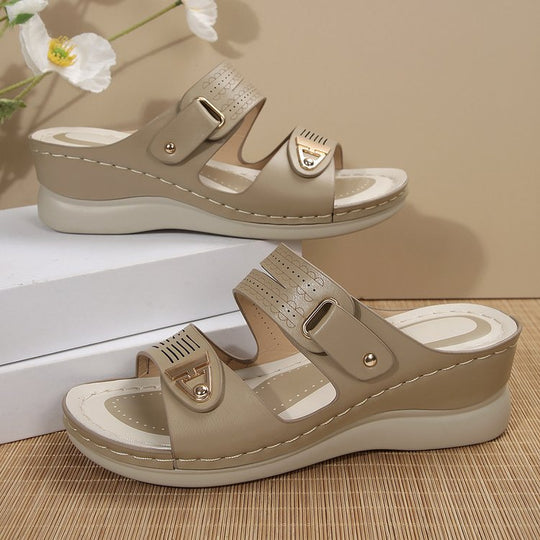 Damen Wedge-Sandalen mit verstellbarem Riemen und modischem Schnitt EB