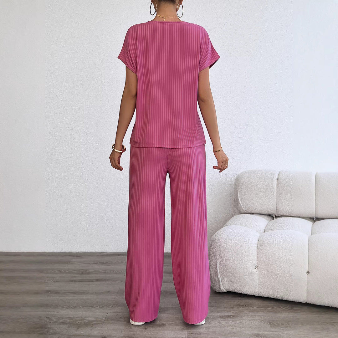 Damen Elegantes Lounge-Set mit feinen Streifen und entspannter Passform EB