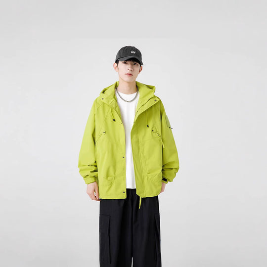 Herren Windbreaker-Jacke mit verstellbarem Kapuzenkragen und praktischen Taschen EB