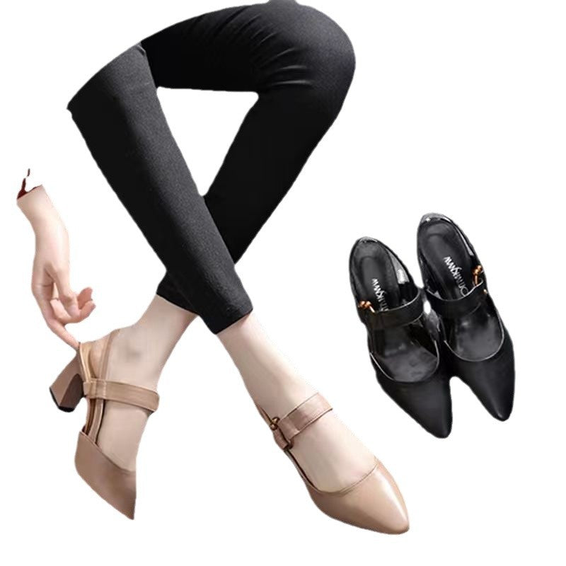 Damen Slingback-Pumps mit elegantem spitzen Design und komfortablem Blockabsatz EB
