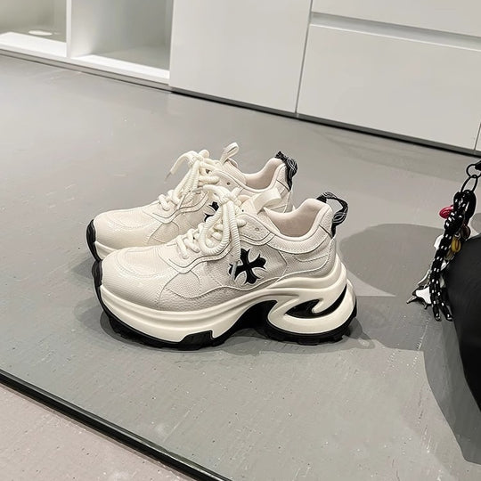 Damen Sportliche Chunky Sneakers mit atmungsaktiver Mesh-Oberfläche EB
