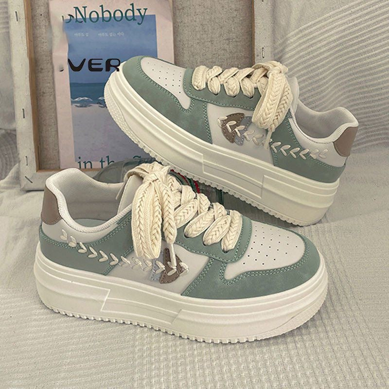 Damen Chunky Sneakers mit stabiler Plattform und modischem Obermaterial EB