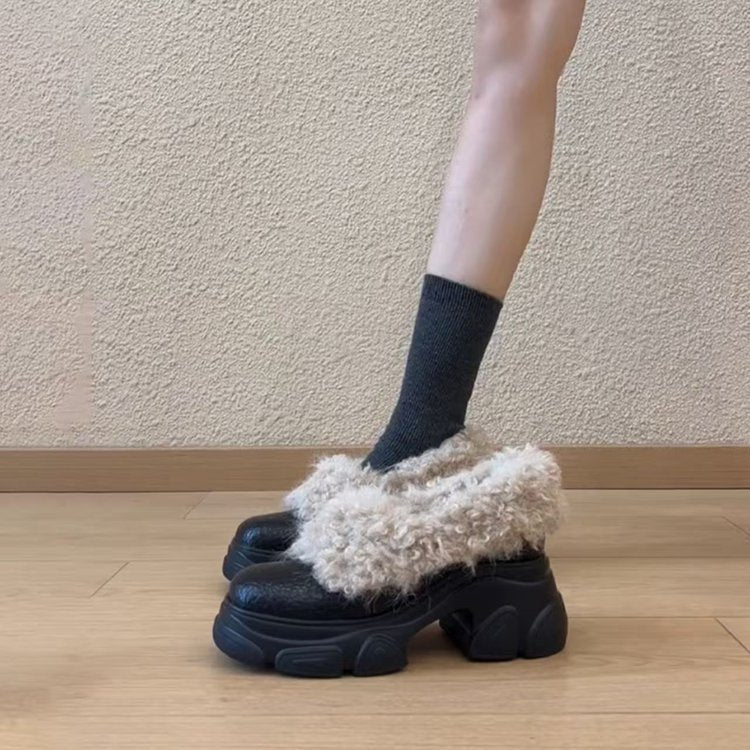 Damen Flauschige Hausschuhe mit robuster Sohle und wärmendem Innenfutter EB