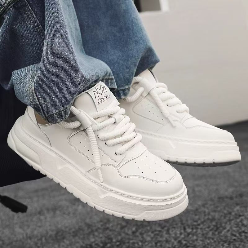 Damen Chunky Sneakers mit modischem Profil und bequemer Dämpfung EB