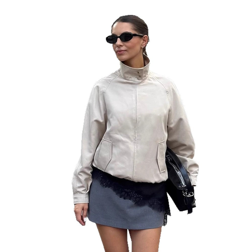 Damen Kunstlederjacke mit hohem Kragen und dekorativen Druckknöpfen EB