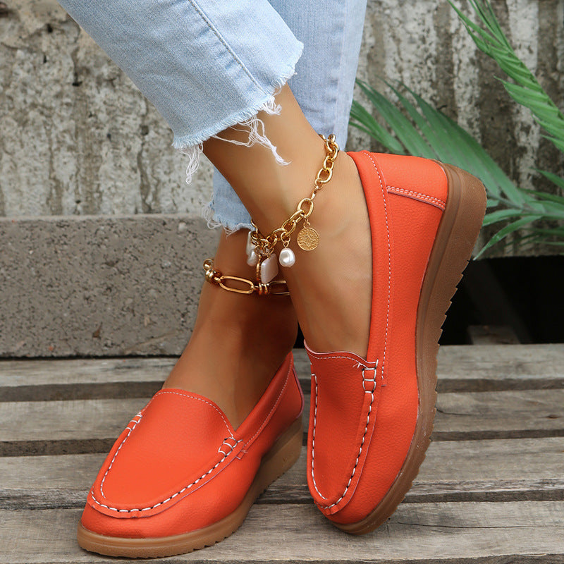 Damen lässige Slip-On Loafer mit ergonomischer Keilsohle, gepolstertem Komfortfußbett und dekorativer Kontrastnaht EB
