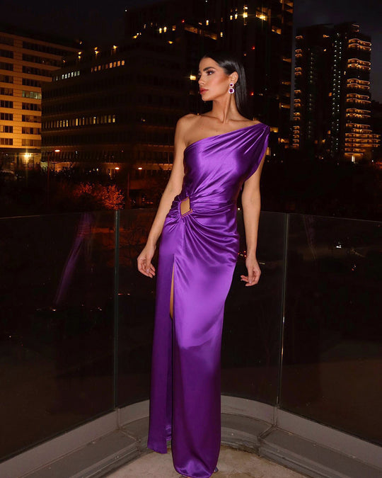 Damen glamouröses Abendkleid mit asymmetrischem Schnitt und schimmerndem Effekt EB