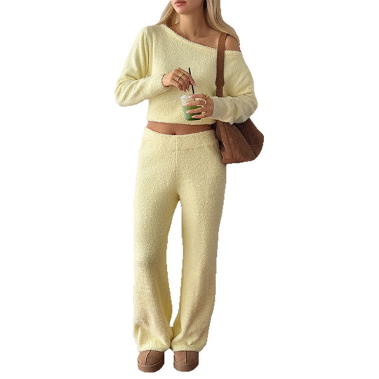 Damen nan kuscheliges Bouclé-Lounge-Set mit One-Shoulder-Crop-Pullover und Highwaist Palazzo-Hose EB