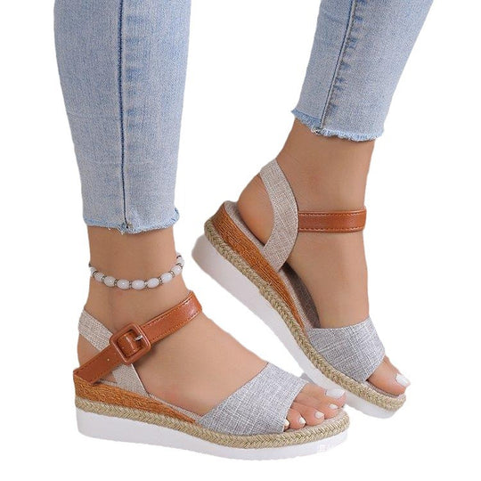 Damen Wedge-Sandalen mit modernem Schnitt und verstellbarem Riemen EB