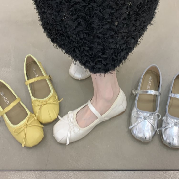 Damen Ballerinas mit dekorativem Riemchen und bequemem Fußbett EB