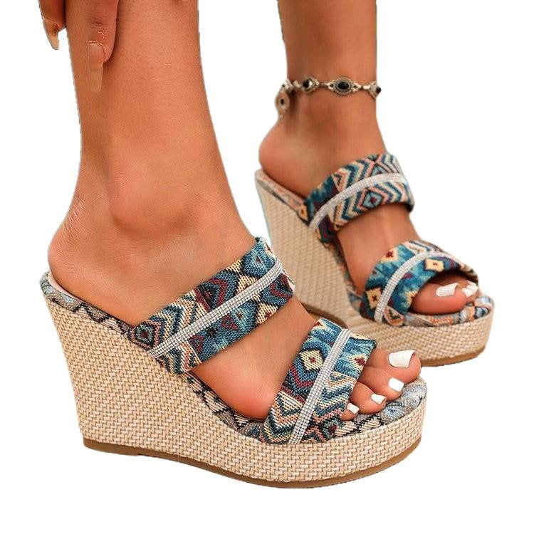 Damen Wedge-Pantoletten mit kunstvollem Ethno-Muster EB