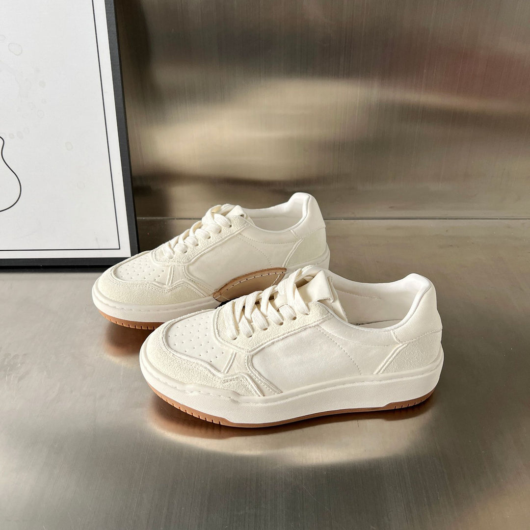 Damen Sportliche Sneakers mit weichem Obermaterial und rutschfester Sohle EB