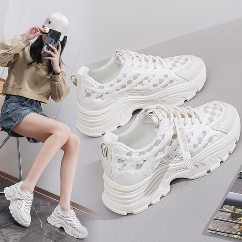 Damen Futuristische Lauf-Sneaker mit atmungsaktivem Mesh und gepolsterter Sohle EB