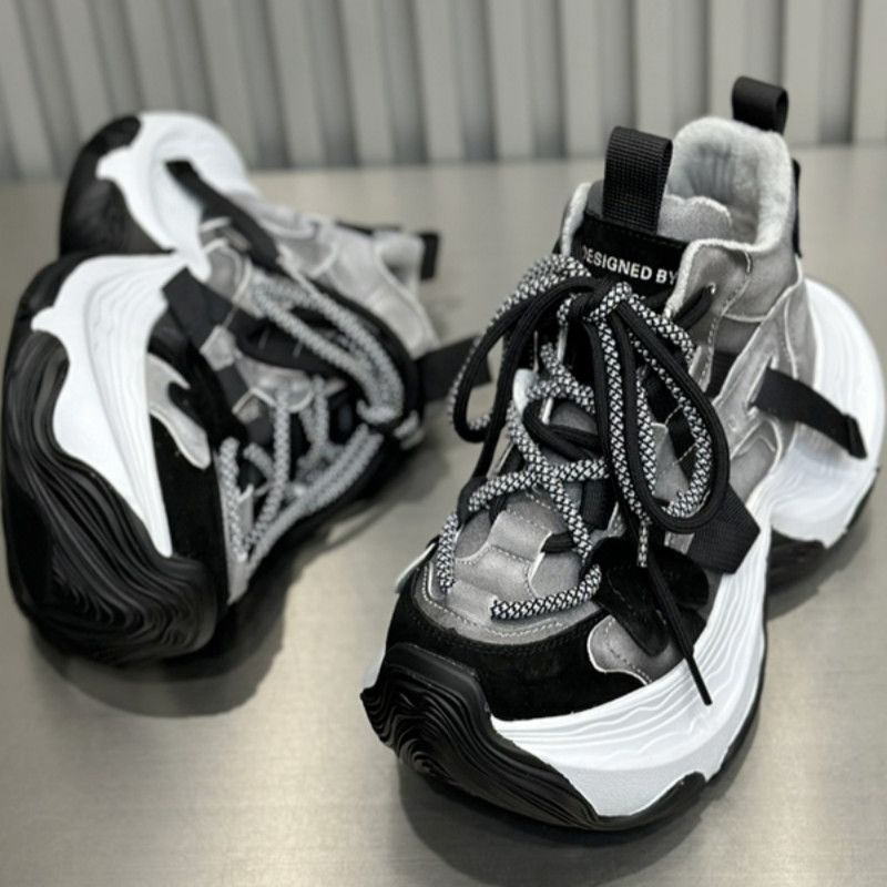 Damen Chunky Plateau-Sneaker mit mehrlagiger sculpted Sohle und Wildleder‑Mesh‑Details EB