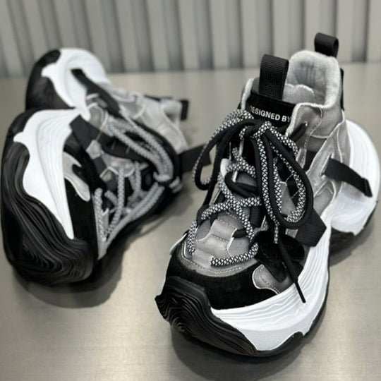 Damen Chunky Plateau-Sneaker mit mehrlagiger sculpted Sohle und Wildleder‑Mesh‑Details EB