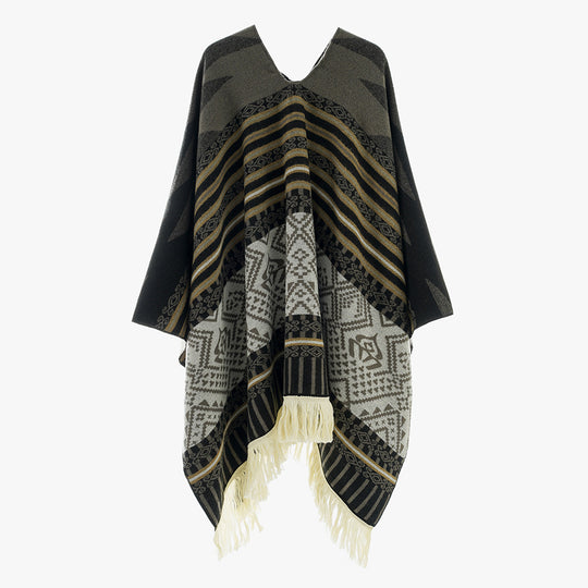 Damen Jacquard‑Ruana im Deckenstil mit V‑Ausschnitt, geometrischem Ethno‑Muster und Fransensaum EB
