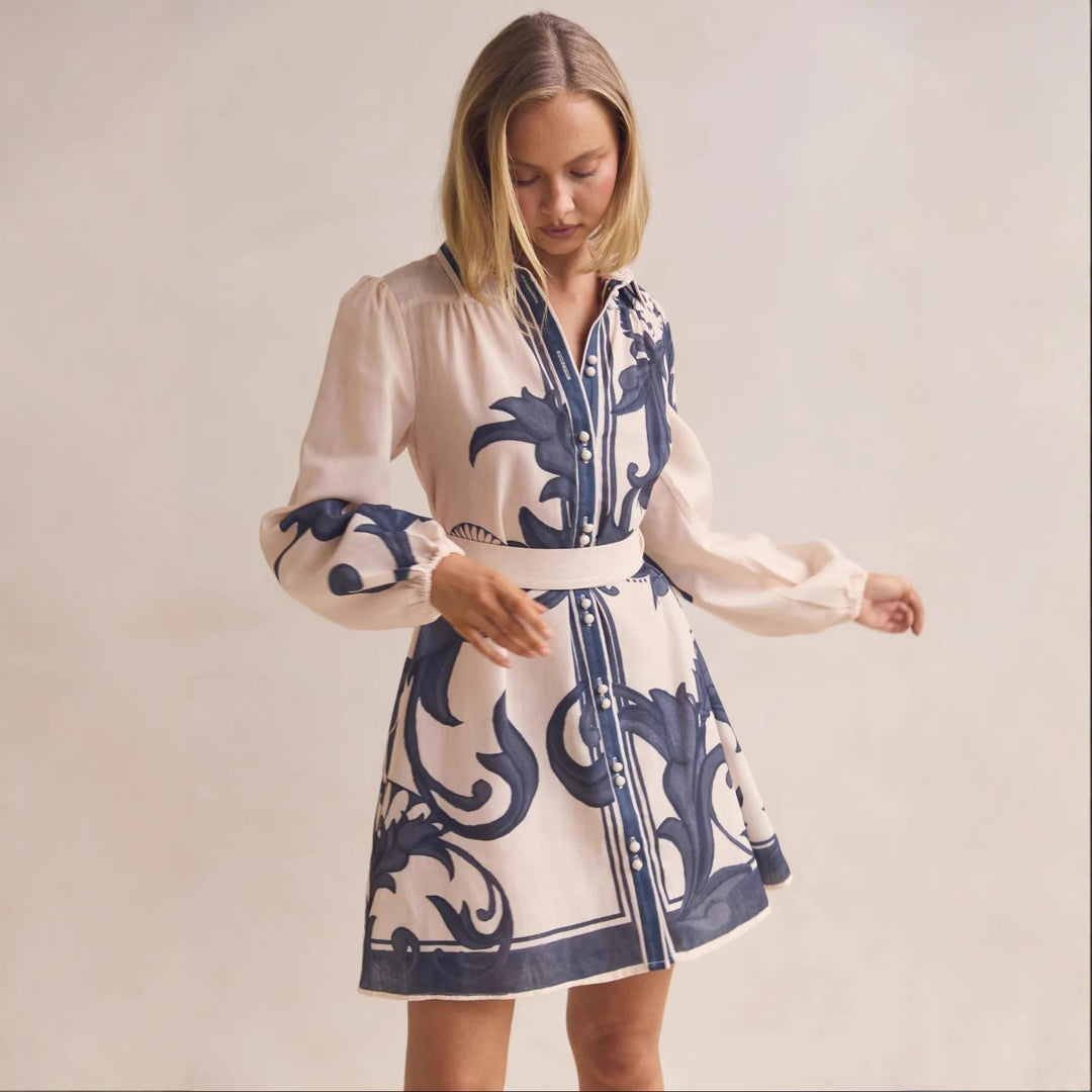 Damen Shirtkleid mit geschmeidigen Puffärmeln und floralem Design EB