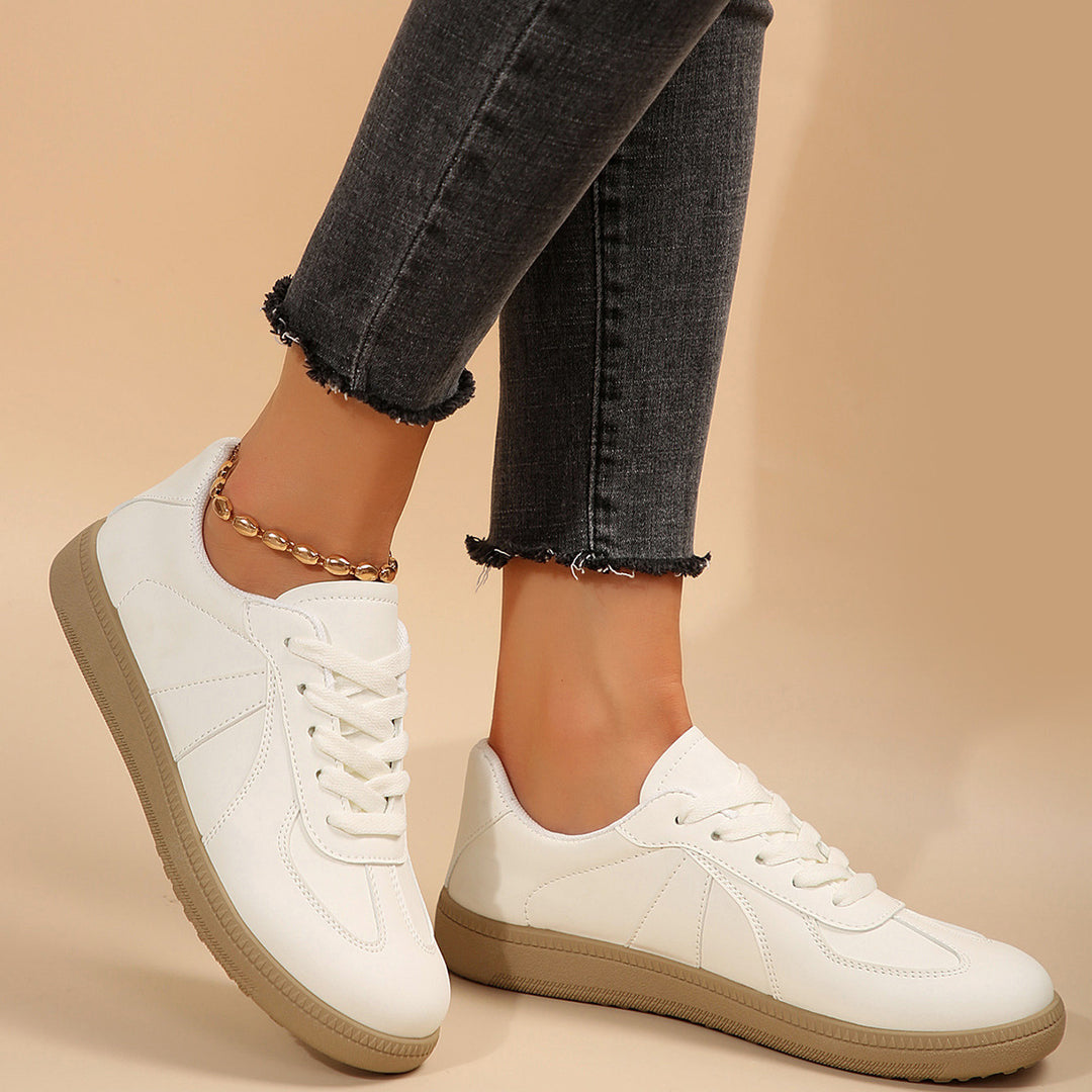 Damen Sneakers mit atmungsaktiver Oberflächenstruktur und rutschfester Sohle EB