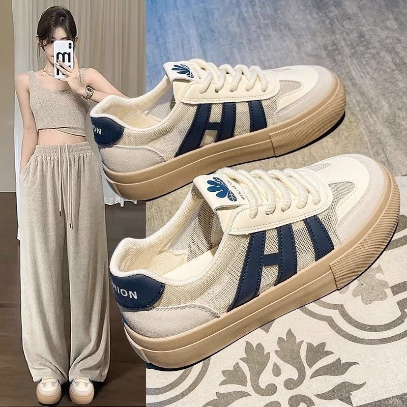 Damen Sportliche Sneakers mit durchlässigem Obermaterial und dämpfender Sohle EB