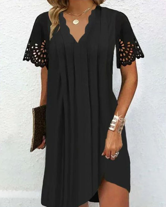Damen nan leichtes Sommerkleid mit gezacktem V-Ausschnitt Ajourärmeln und geschwungenem Saum EB