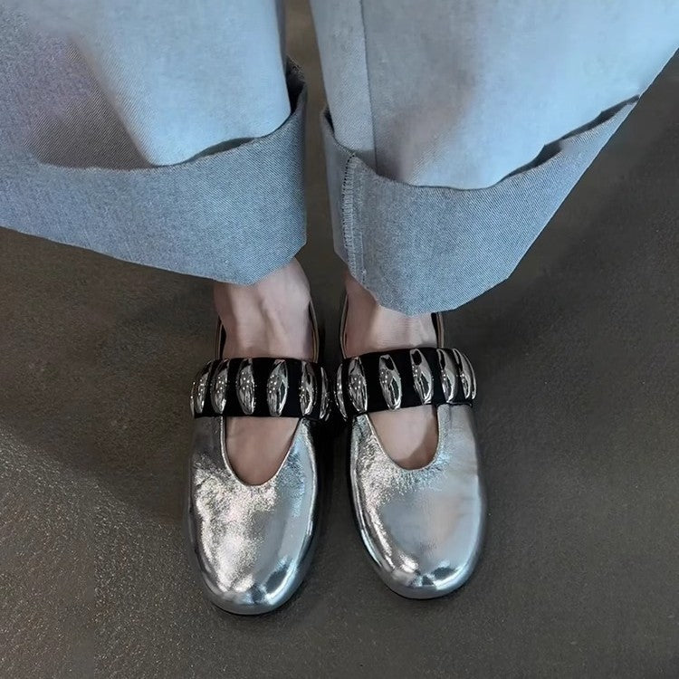 Damen komfortable Ballerinas mit glänzender Oberfläche und dekorativem Riemen EB