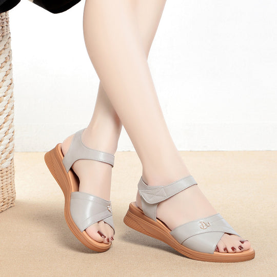 Damen Komfortable Sandalen mit modernem Riemen und atmungsaktivem Fußbett EB