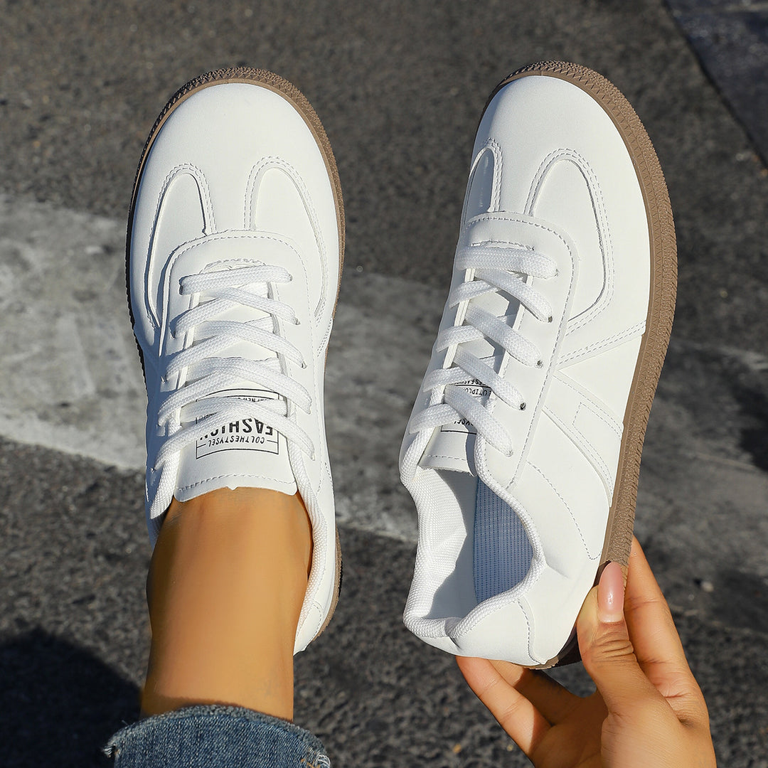 Damen Sneakers im sportlichen Retro-Stil mit rutschfester Sohle EB