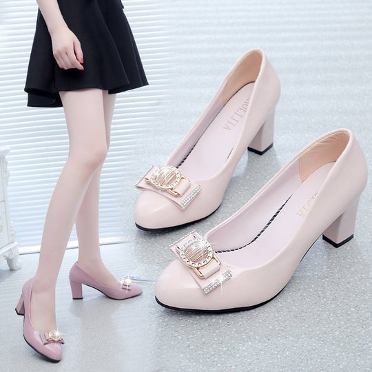 Damen elegante Pumps mit modischem Schmuckdetail EB