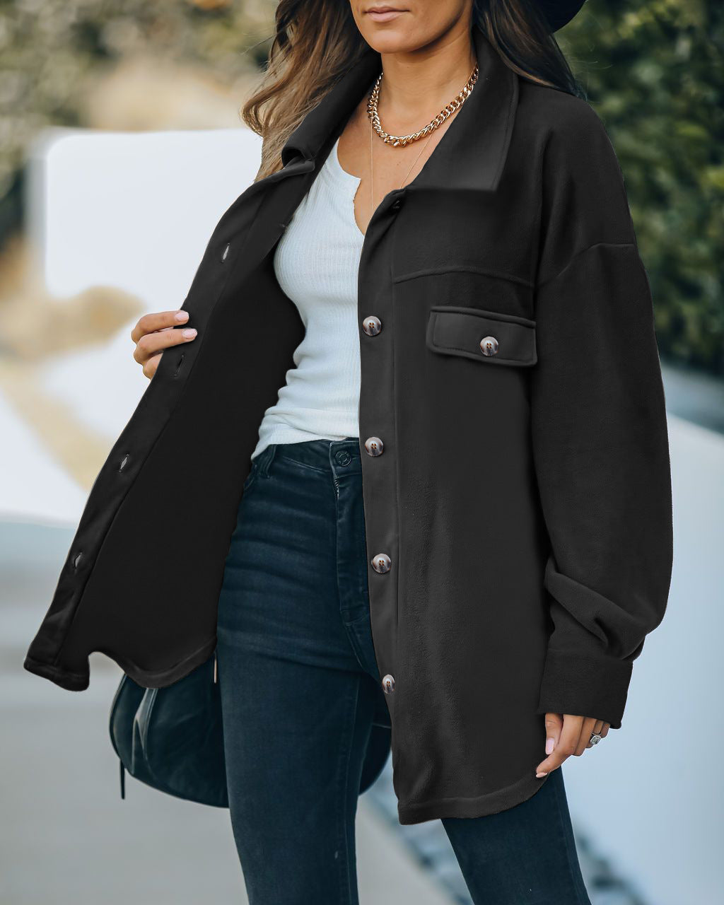 Damen Oversized Hemdjacke aus weichem Stoff mit praktischen Taschen EB
