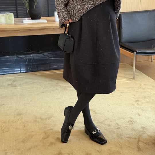 Damen Elegante Mokassins mit modischem Metallverschluss und hochwertiger Leder-Oberfläche EB