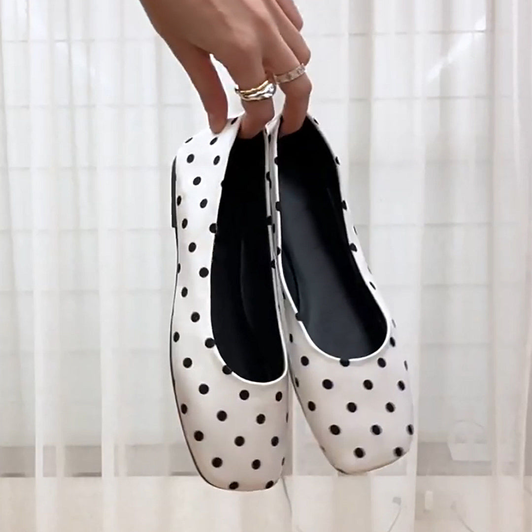 Damen Elegante Pumps mit komfortabler Innensohle und hochglänzender Oberfläche EB
