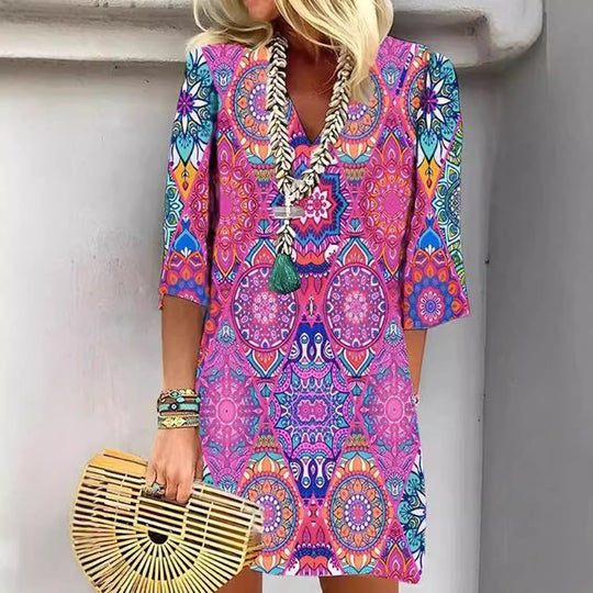 Damen Blusenkleid mit buntem mandala-inspiriertem Design und V-Ausschnitt Heidi-Mode