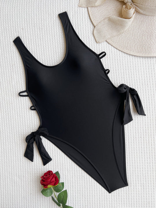 Damen Hochgeschnittener Badeanzug mit eleganten Schnürdetails EB
