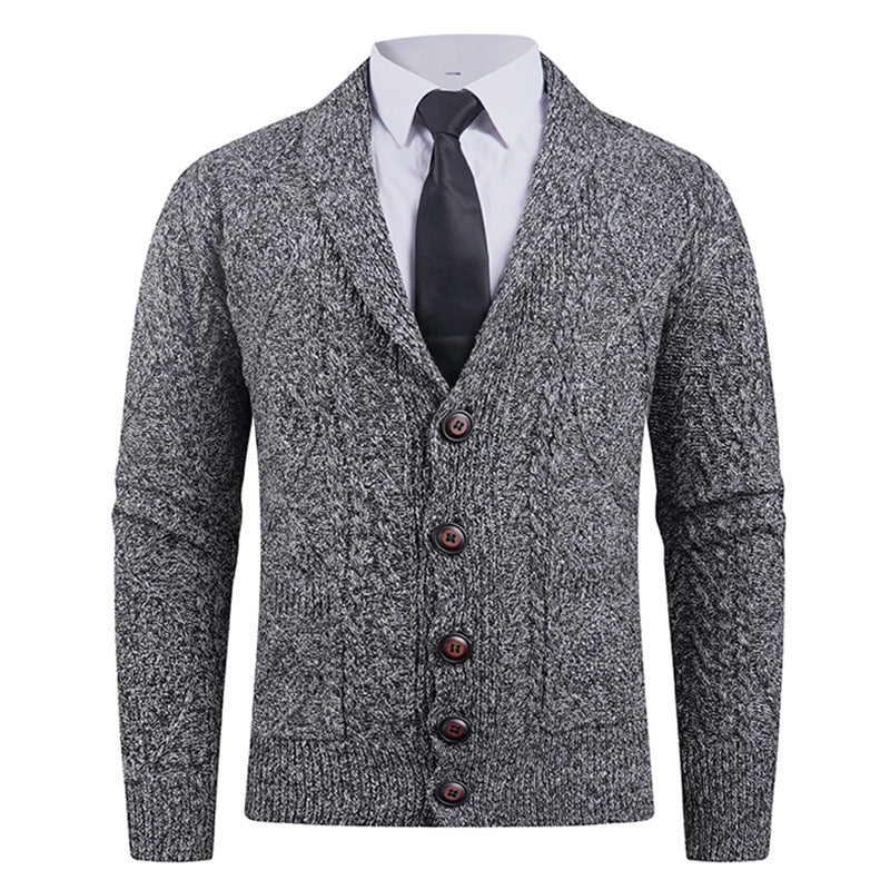 Herren nan Strickcardigan mit Schalkragen, Zopfmuster, aufgesetzten Taschen und Knopfleiste EB