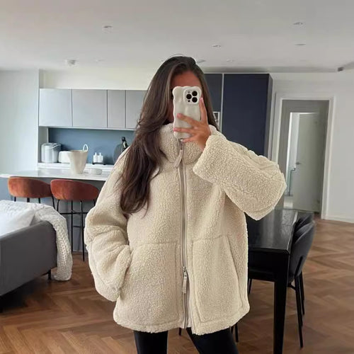 Damen Flauschige Fleecejacke mit hohem Kragen und praktischen Taschen EB