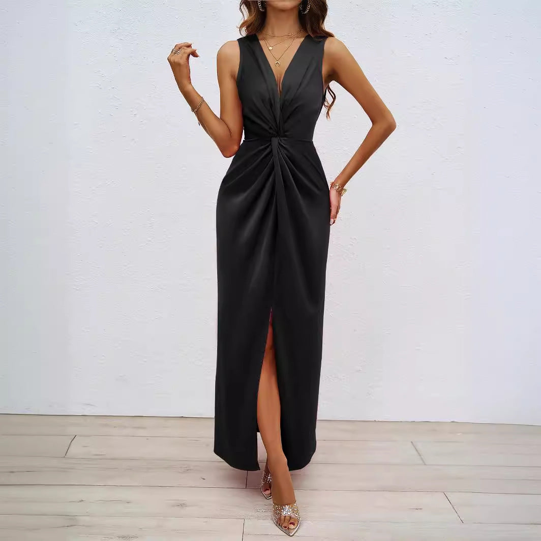 Damen Elegantes Abendkleid mit tiefem V-Ausschnitt und raffinierten Drapierungen EB