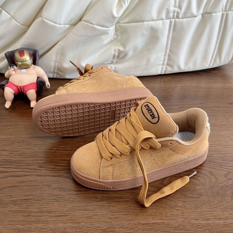 Damen Sportliche Sneakers mit weicher Veloursoberfläche und strapazierfähiger Gummisohle EB