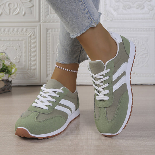 Damen Sneakers im sportlichen Retro-Stil mit atmungsaktiver Oberflächenstruktur EB