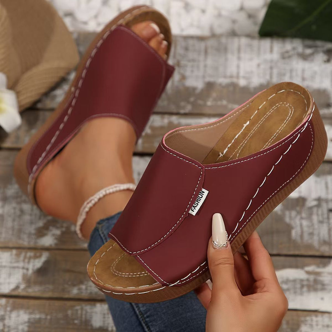 Damen bequeme Clogs mit ergonomischer Fußbett und modischem Riemendesign EB
