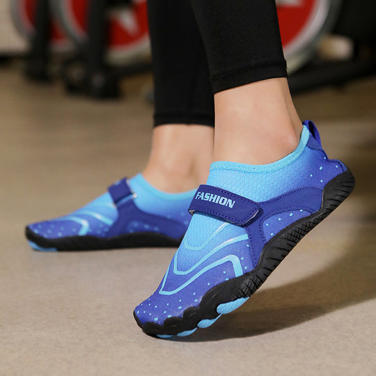 Damen Flexible Aquaschuhe mit verstellbarem Klettverschluss und rutschfester Sohle EB
