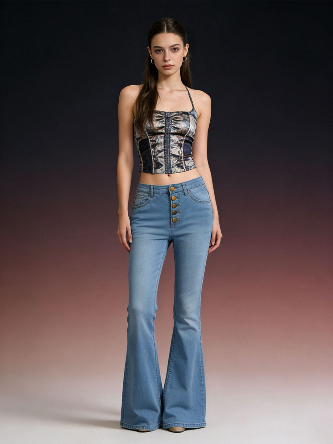 Damen Schlagjeans mit bunten Knopfdetails und hohem Bund EB