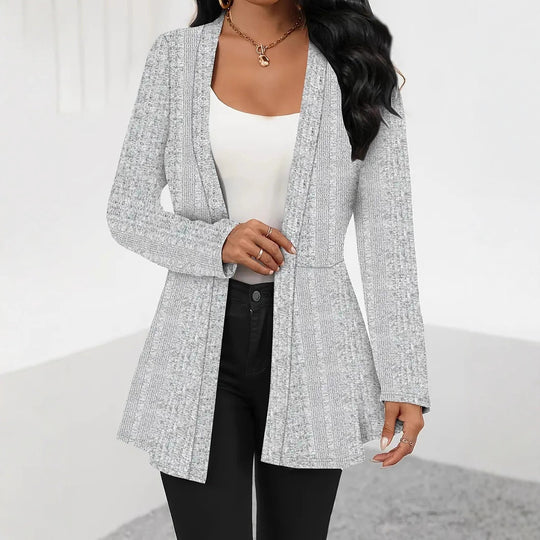 Damen Moderne Strickjacke mit asymmetrischem Schnitt und eleganten Details EB