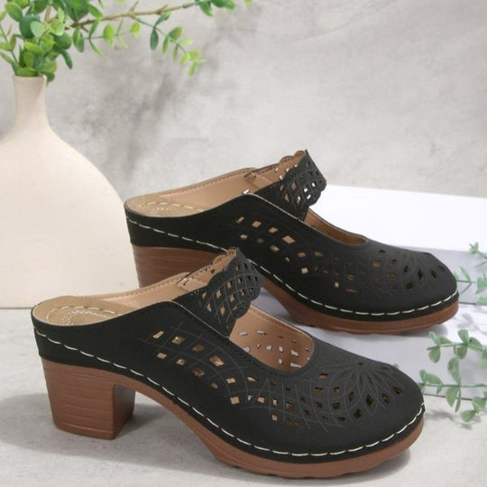 Damen Komfortable Plateausandalen mit offenem Zehenbereich und dekorativem Schnitt EB