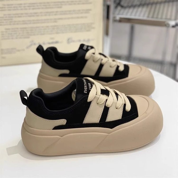 Damen Sneaker mit hoher Profilsohle und atmungsaktiver Obermaterialstruktur EB