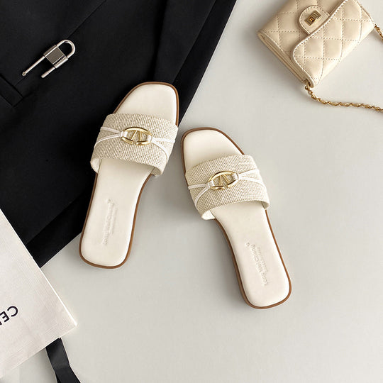 Damen modische Riemensandalen mit dekorativem Goldakzent und komfortablem Fußbett EB
