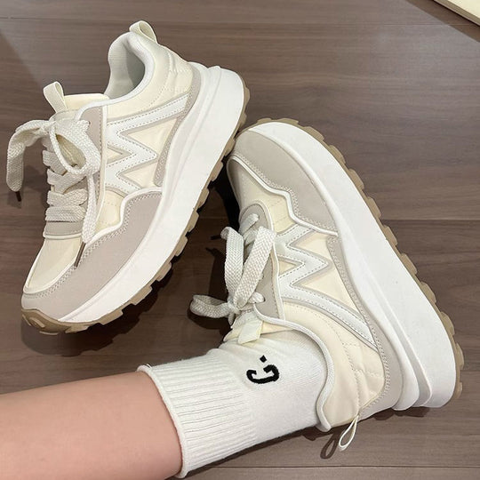Damen Sportliche Sneaker mit komfortabler Dämpfung und modernem Design EB